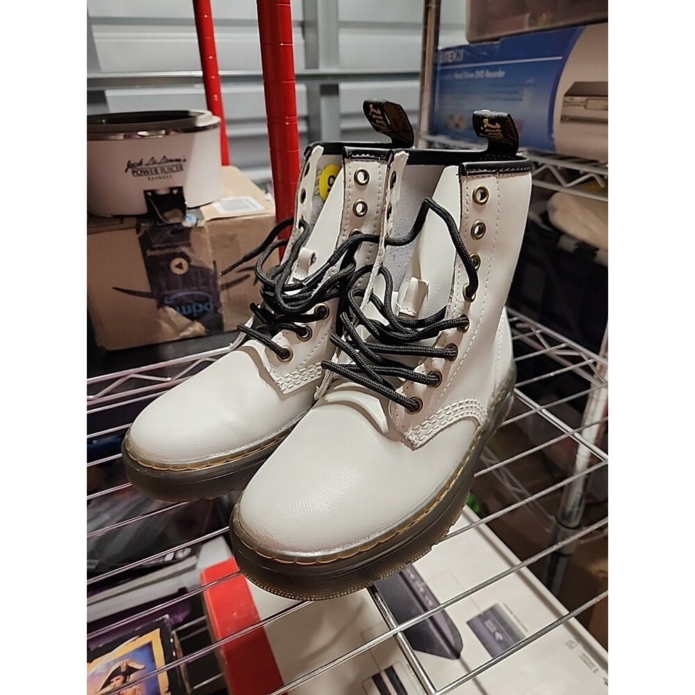 Doc Martens Air Wair With Bouncing Soles White 4.5